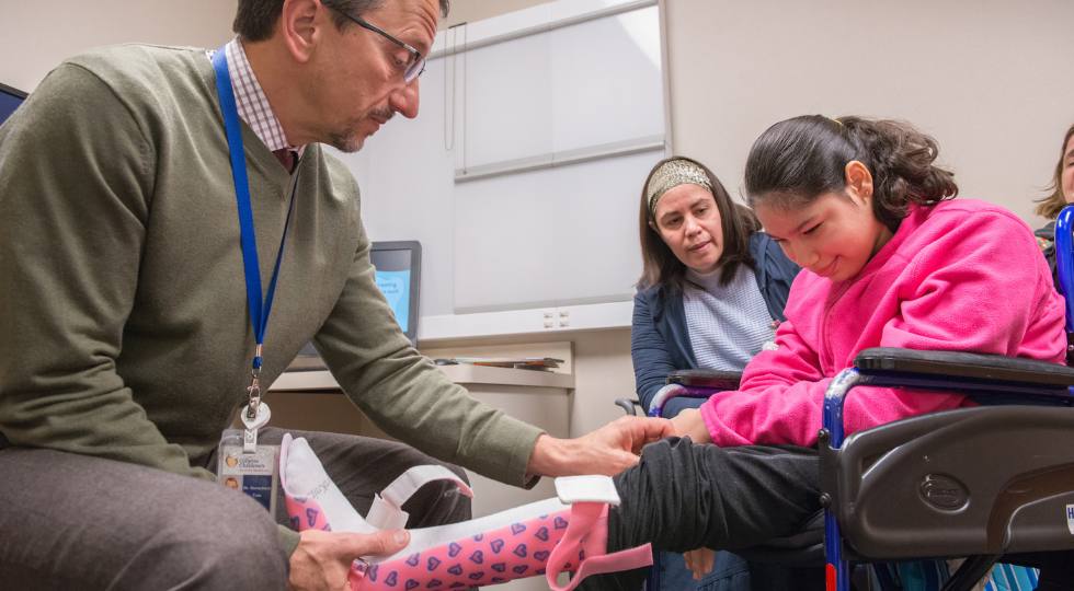 Gillette Children's doctor assists with orthotic