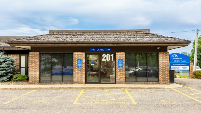 An exterior image of Gillette Children's Alexandria clinic.