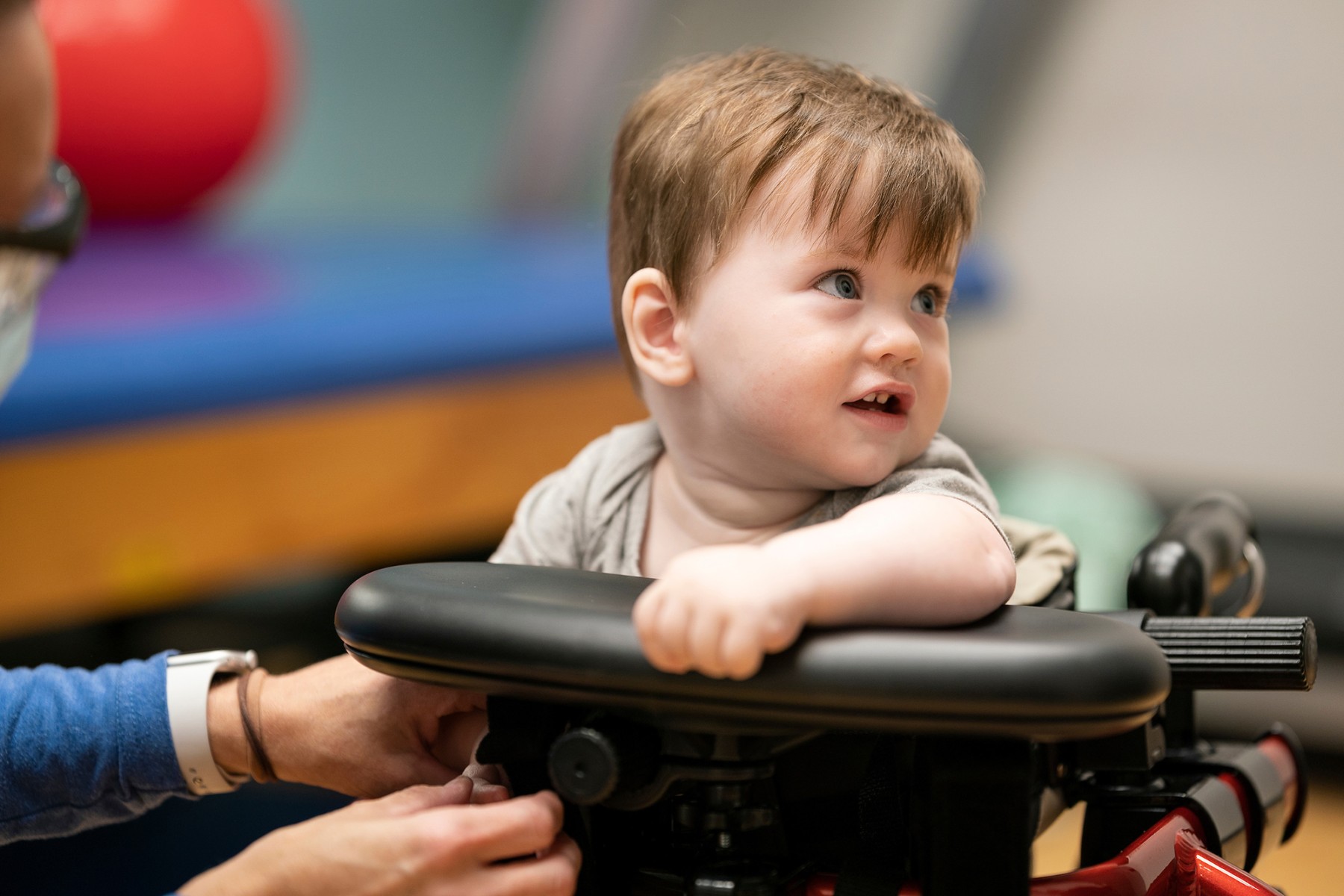 Gillette Children's patient Richard Irvin at a physical therapy appointment at Maple Grove location.