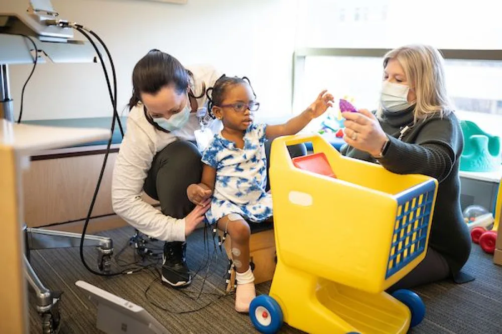 Gillette Childrens patient uses XCite Electrical therapy