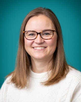 Portrait of Krissa Jefferis smiling.