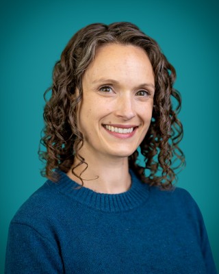 Laura Tillman