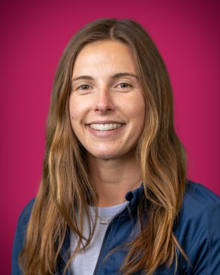 Portrait of Robyn Geist smiling.