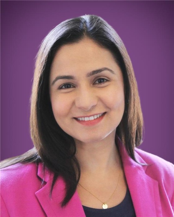 Portrait of Helena Molero MD