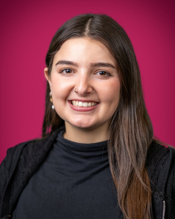 Portrait of Peri Yarosh smiling.