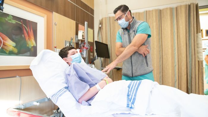 https://www.gillettechildrens.org/assets/uploads/tiles/Owen-Earl-Spine-Presurgery-tile.jpg
